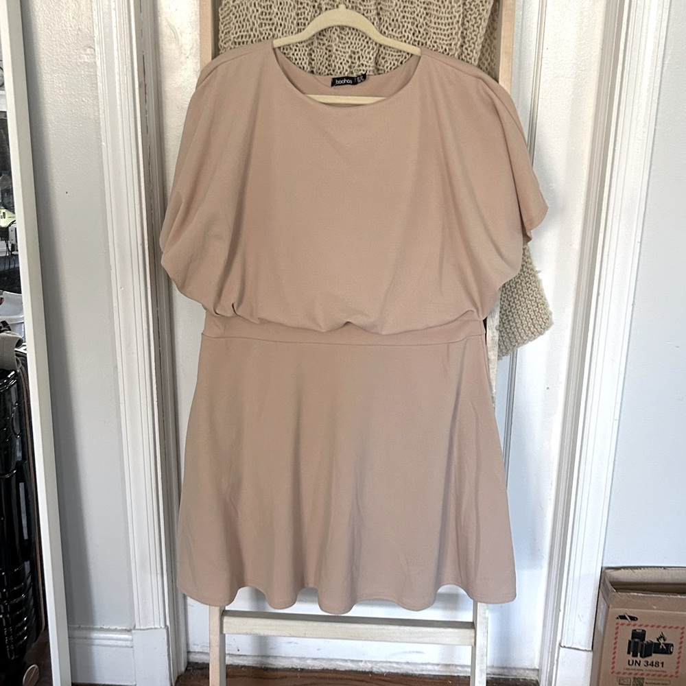NWT boohoo skater dress